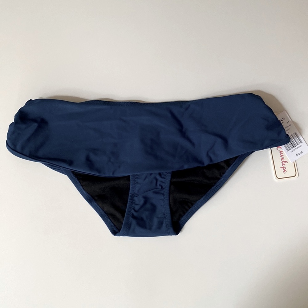 NWT Navy Bikini Bottoms. Fold Over Style